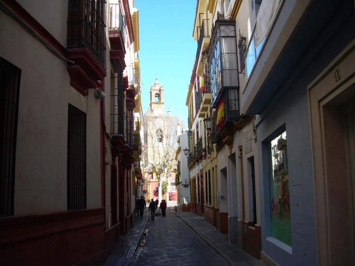 Medina Apartment And Parking Historical Center Sevilla Exterior foto
