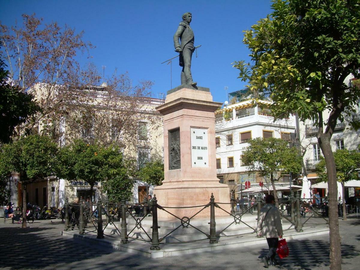 Medina Apartment And Parking Historical Center Sevilla Exterior foto
